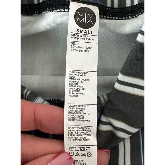 Vimmia horizontal art to wear ‎ print leggings Size Small Black - Picture 3 of 6